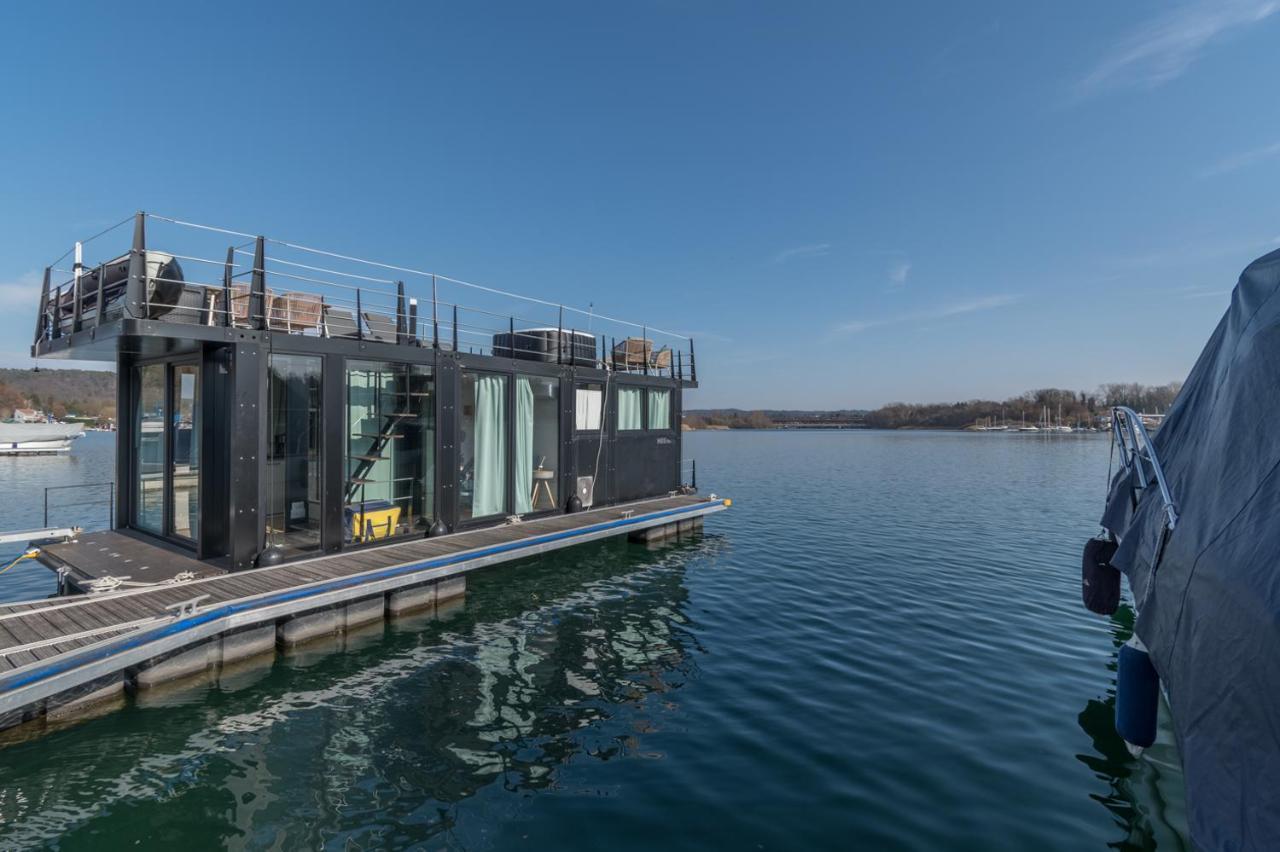 La Dolce Vita House Boat Otel Lisanza Dış mekan fotoğraf